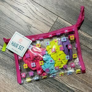 NEW Hair Set with pouch